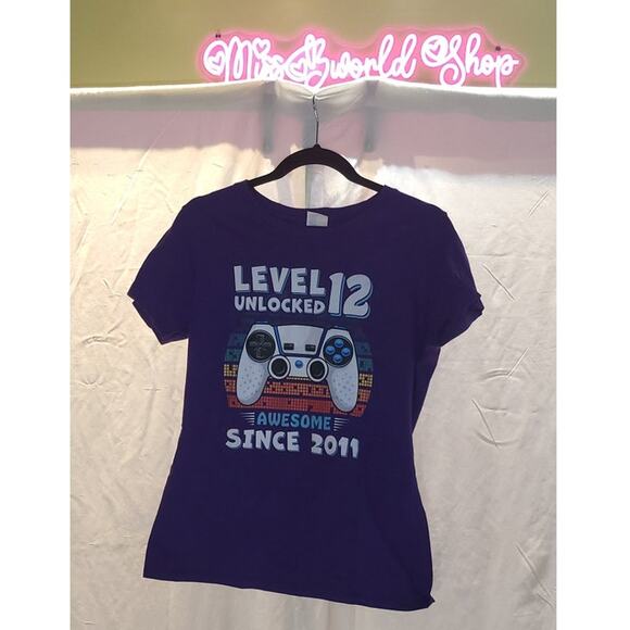 Level 12 Unlocked Awesome Since 2011 Size M - Picture 1 of 4